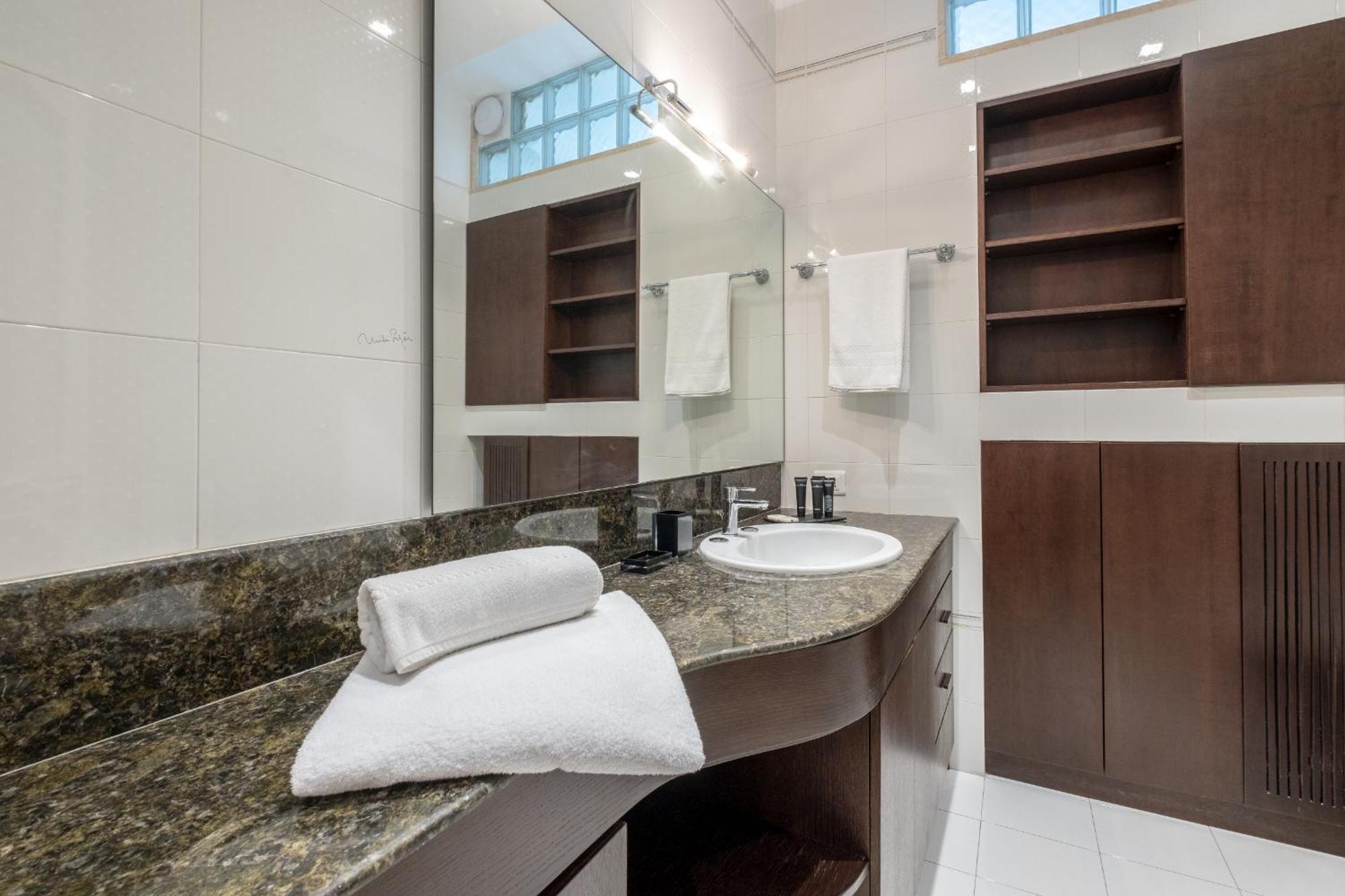 Sweet Life - Luxury Apartment-Suite-Rooms Bari Eksteriør billede